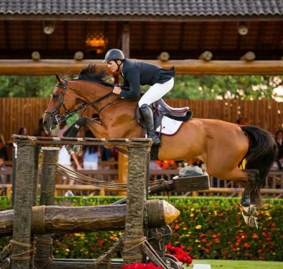 MAIS UMA EXCELENTE ATUAÇÃO DE CERIZE DE MUZE